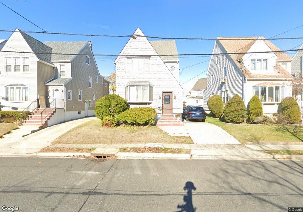 53 Munro Blvd, Valley Stream, NY 11581 - photo 1