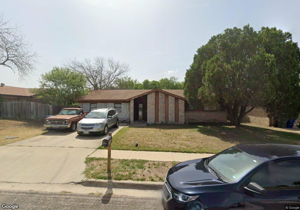 2002 Dennis St, Copperas Cove, TX 76522 - photo 1