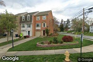 102 W Locust St, Occoquan, VA 22125