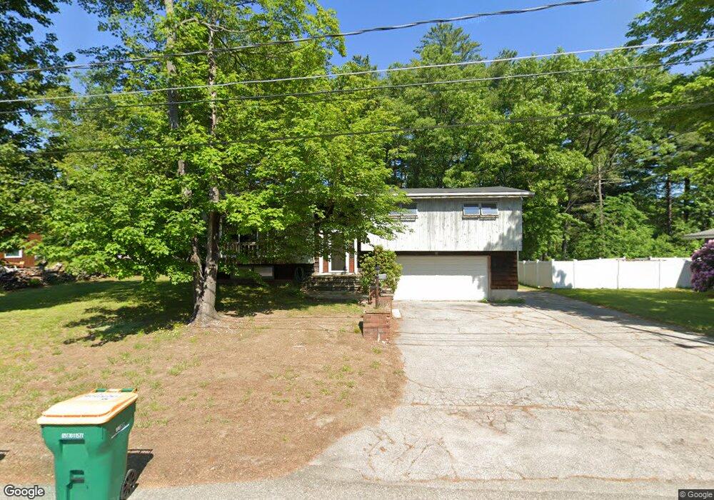 8 Claire St, Rochester, NH 03867 - photo 1