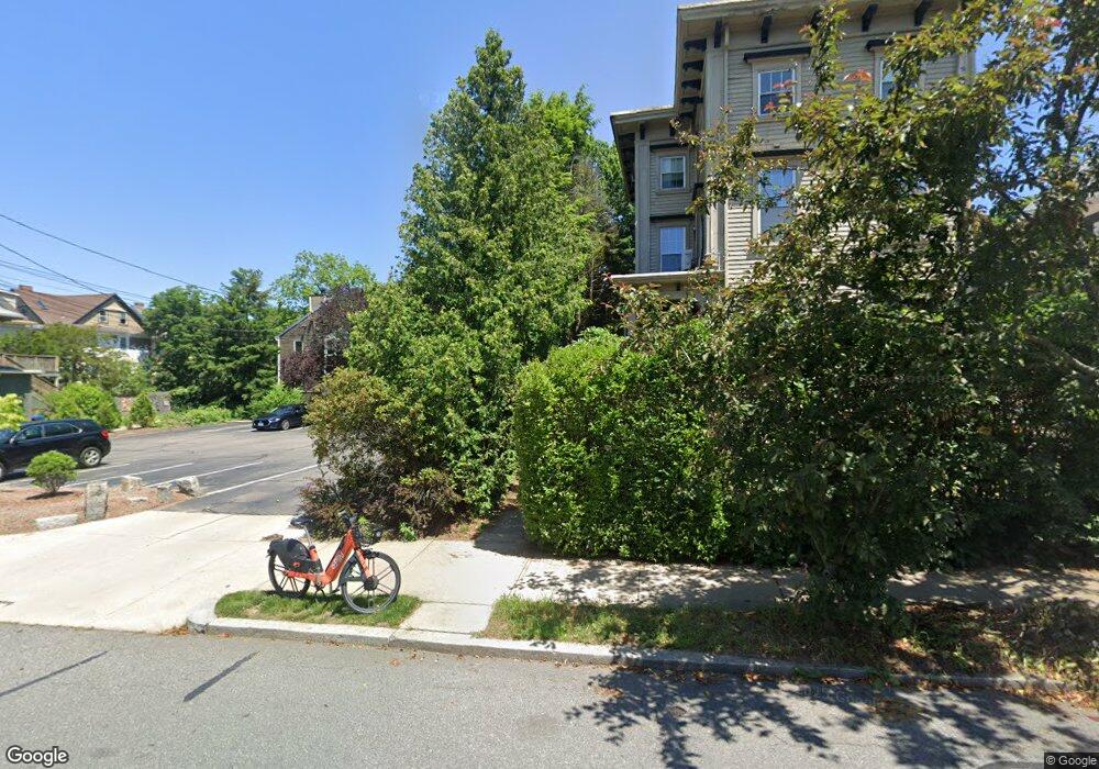 148 Cypress St unit B, Providence, RI 02906 - photo 1