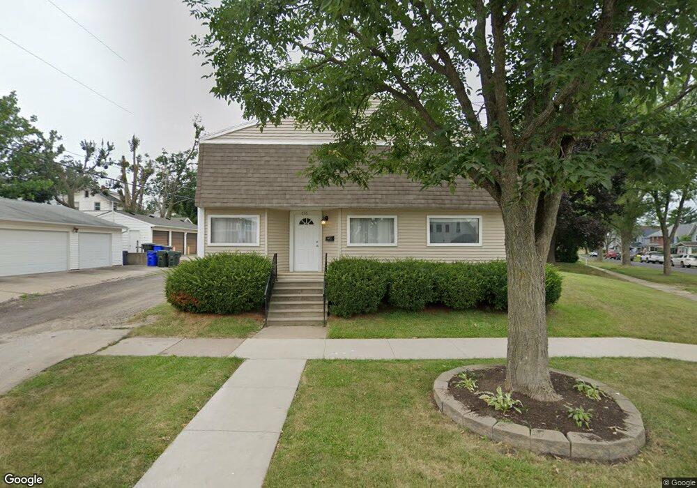 216 13th St NW, Cedar Rapids, IA 52405 - photo 1