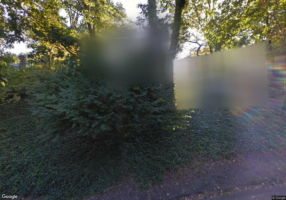 10 Dartmouth Rd, Manhasset, NY 11030 - photo 1