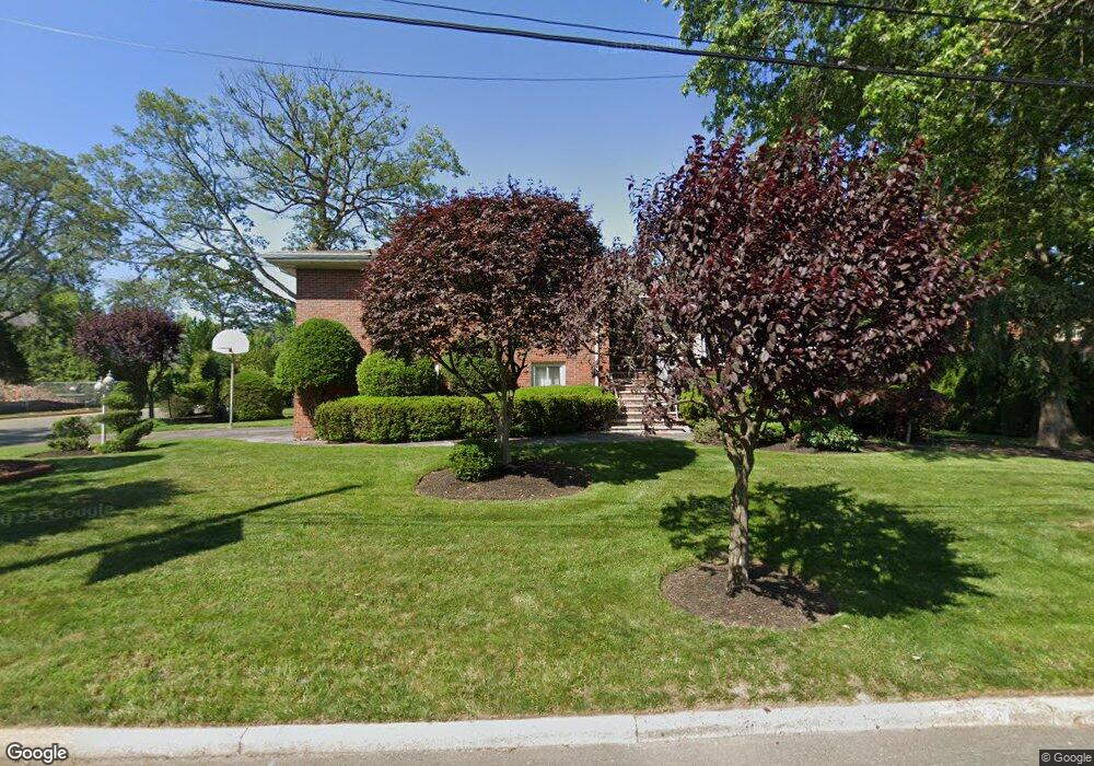 24 Priscilla Ln, Englewood Cliffs, NJ 07632 - photo 1