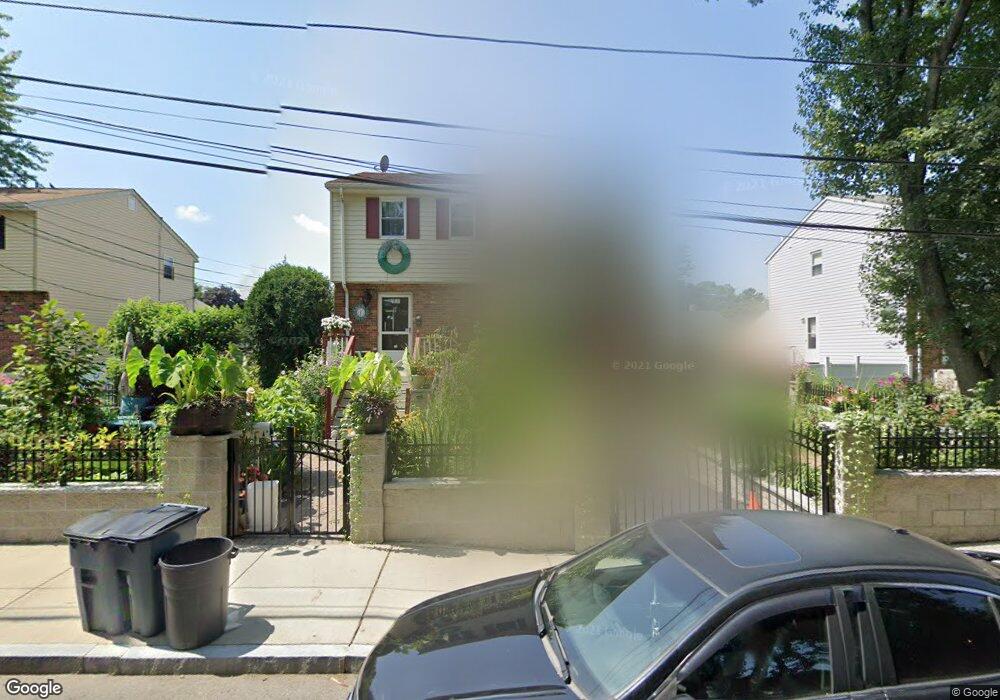 9 Fensmere Rd, West Roxbury, MA 02132 - photo 1