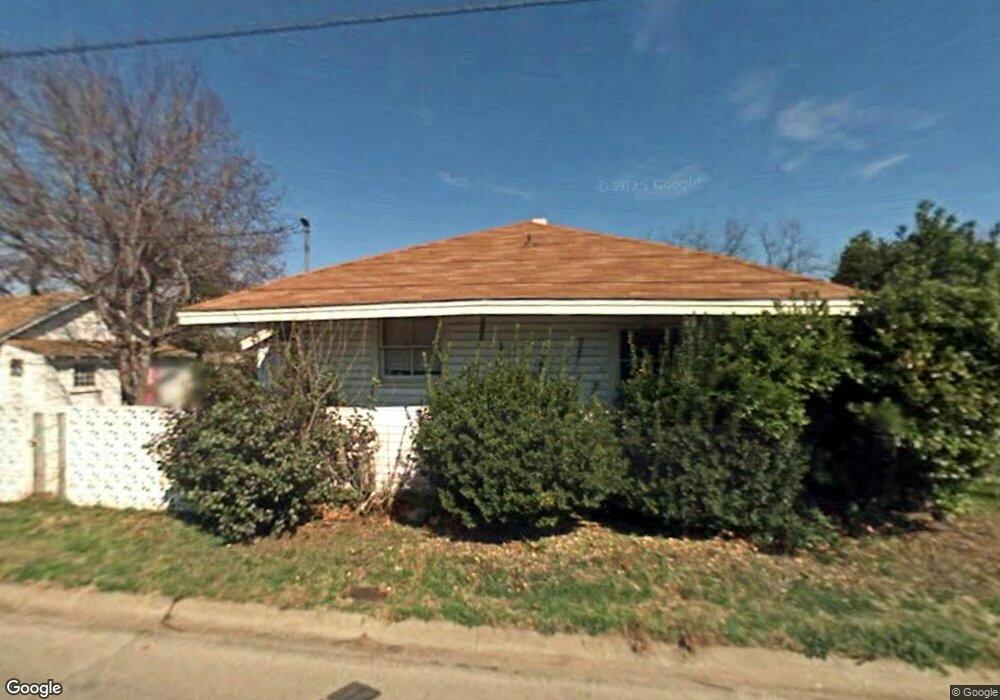 620 Granbury St, Cleburne, TX 76033 - photo 1