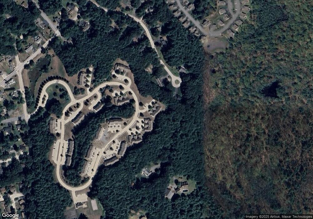 36 Overlook Cir, Hudson, NH 03051 - photo 1