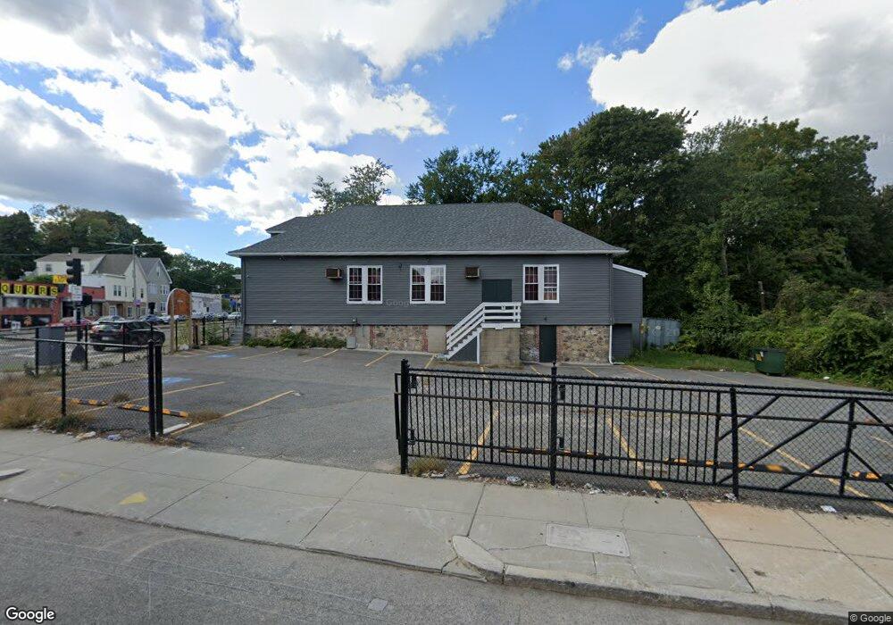 670 Cummins Hwy, Mattapan, MA 02126 - photo 1