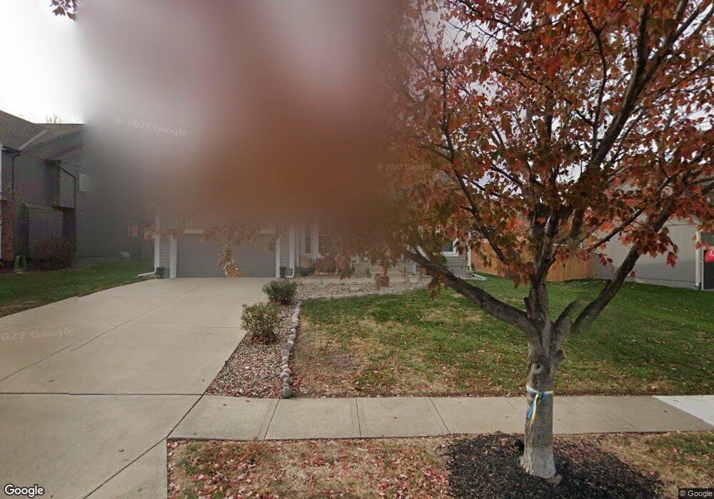 5306 Chouteau St, Shawnee, KS 66226 - photo 1