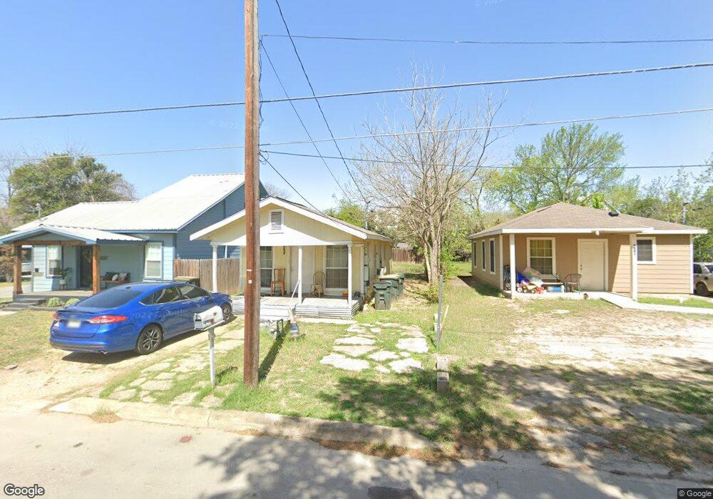 620 Centre St, San Marcos, TX 78666 - photo 1