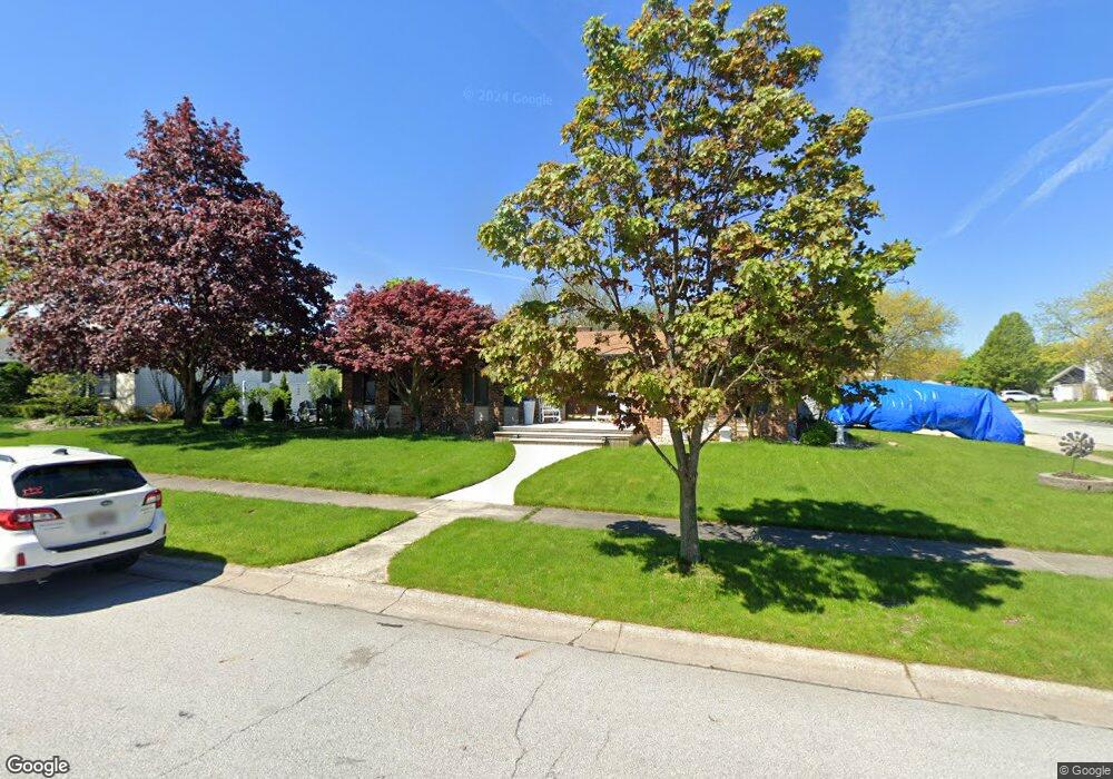 1039 High Meadow Dr, Crown Point, IN 46307 - photo 1