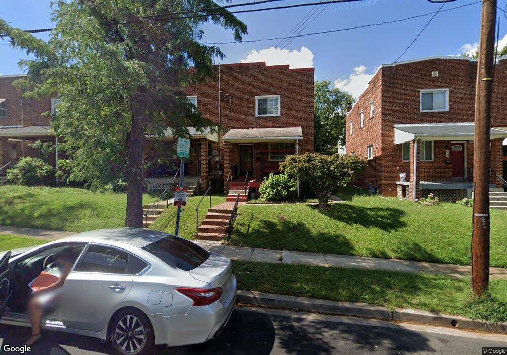 101 55th St SE, Washington, DC 20019 - photo 1