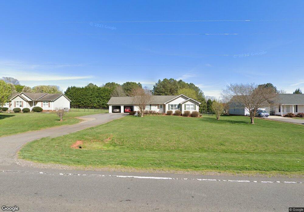 2740 Wilkesboro Hwy, Statesville, NC 28625 - photo 1