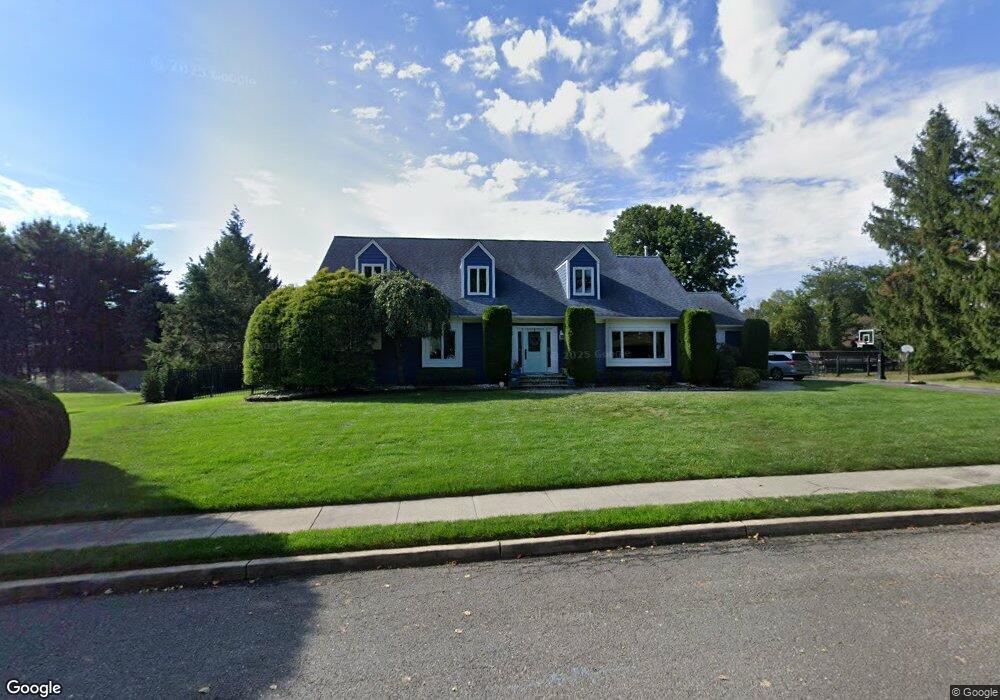 5 Banfield Ct, Middletown, NJ 07748 - photo 1