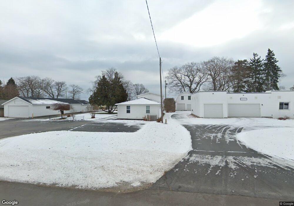 138 N Huron Rd, Au Gres, MI 48703 - photo 1