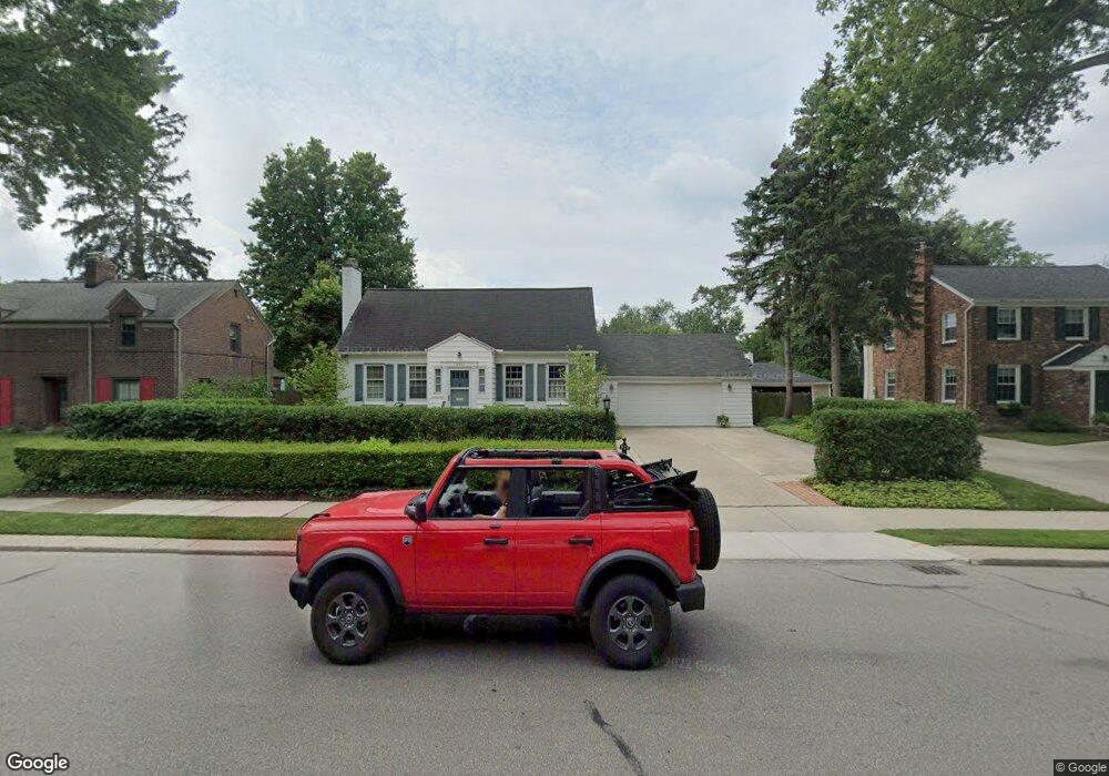 273 Moross Rd, Grosse Pointe Farms, MI 48236 - photo 1