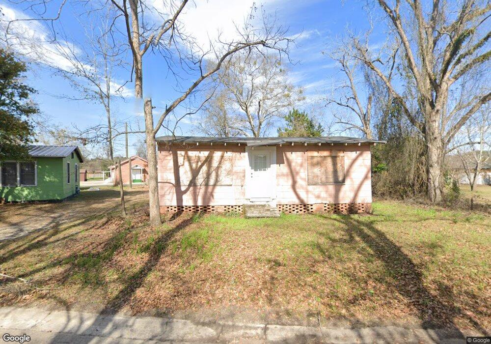 135 Walker St, Camilla, GA 31730 - photo 1