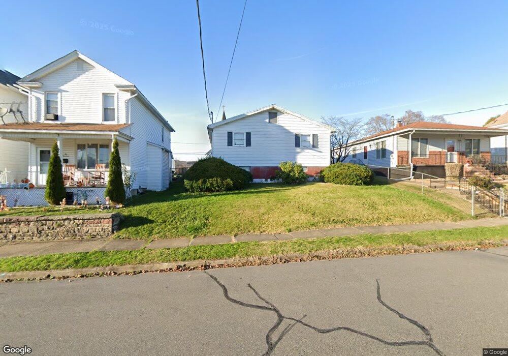 216 E Broad St, Nanticoke, PA 18634 - photo 1