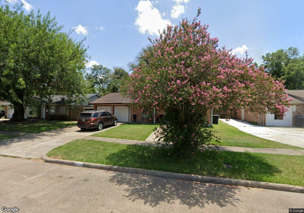 10903 Keese Dr, Houston, TX 77089 - photo 1