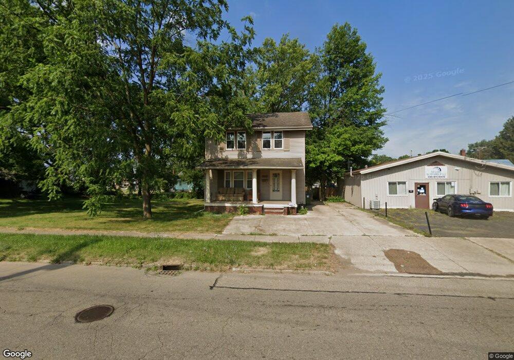 2519 Harrisburg Rd NE, Canton, OH 44705 - photo 1