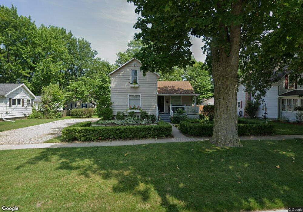 306 N Elm St, Three Oaks, MI 49128 - photo 1