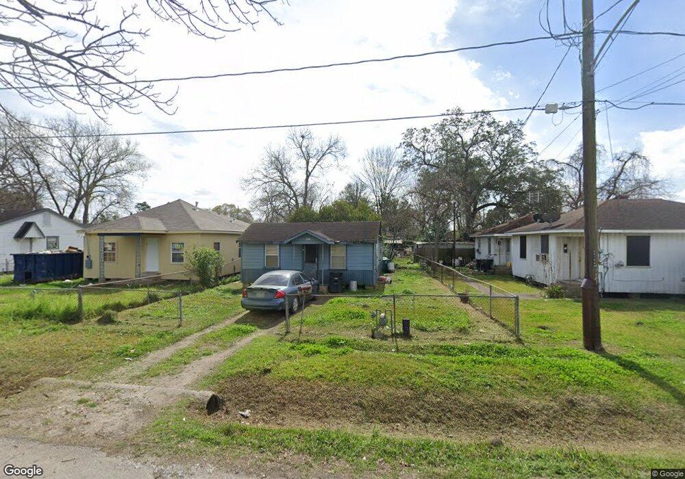 3910 Caplin St, Houston, TX 77026 - photo 1