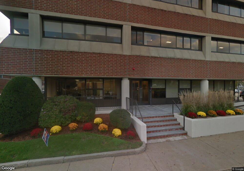 20 Pickering St, Needham, MA 02492 - photo 1