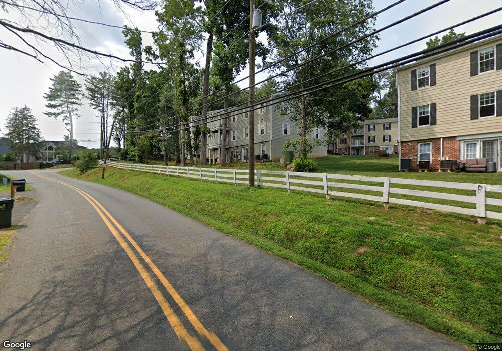 1331 Villa Way unit B, Charlottesville, VA 22903 - photo 1