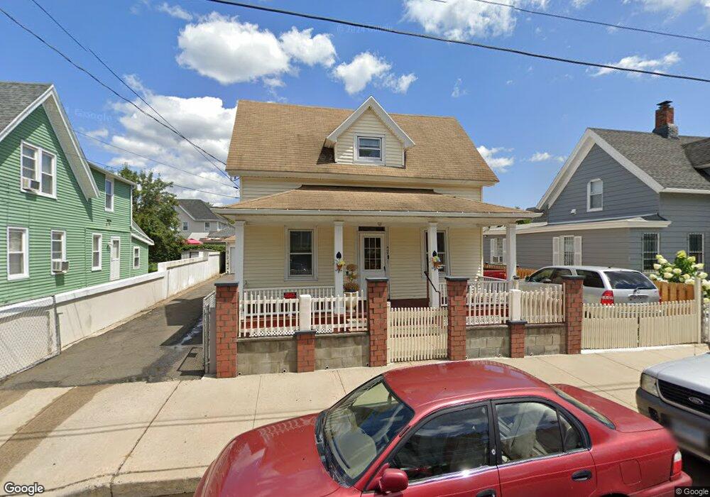 442 Brooks St, Bridgeport, CT 06608 - photo 1