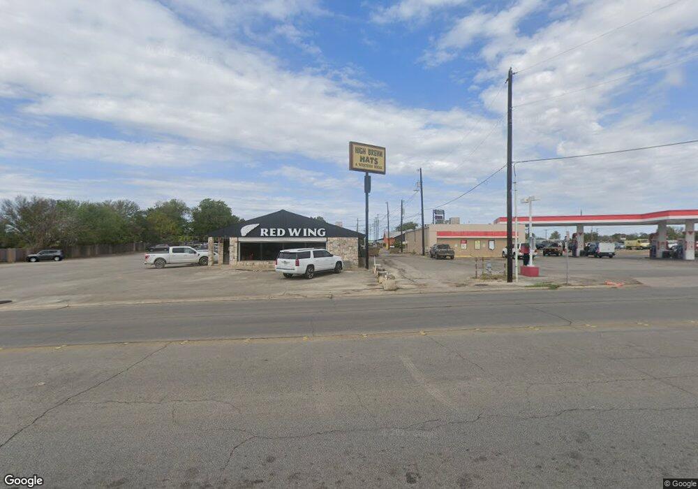 1287 E Common St, New Braunfels, TX 78130 - photo 1