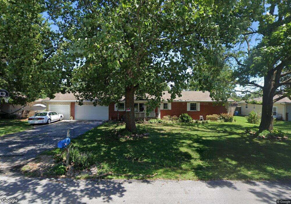 604 Hillcrest Ave, Nixa, MO 65714 - photo 1