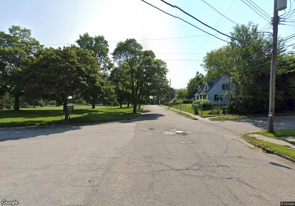 82 Princeton Ave, Lansing, MI 48915 - photo 1