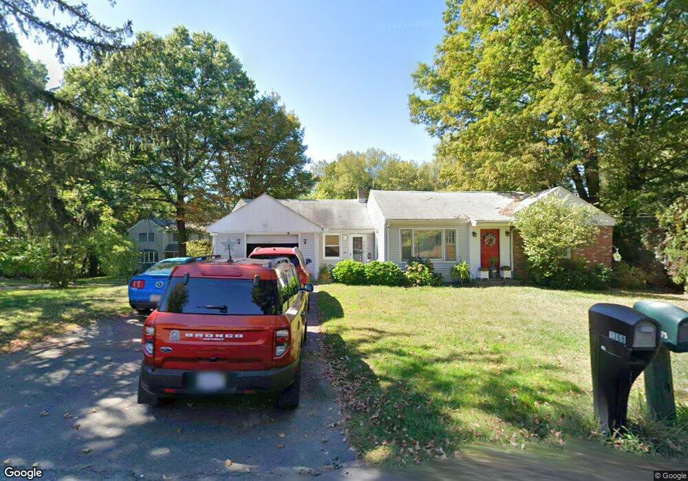 1375 Amostown Rd, West Springfield, MA 01089 - photo 1