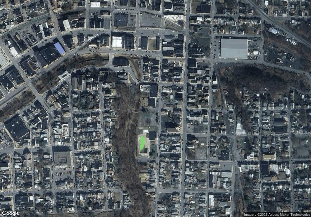 711 E Clay St, Shamokin, PA 17872 - photo 1