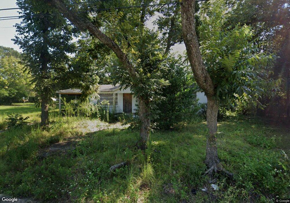 604 Bayshore Ave, Dothan, AL 36303 - photo 1