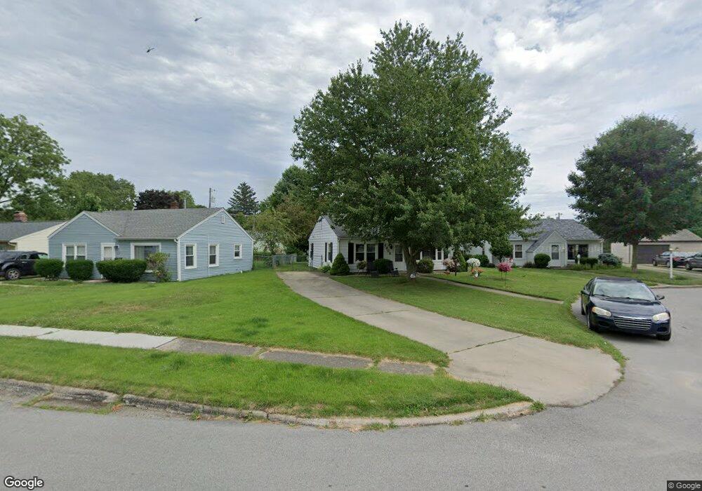 1003 Wright Ave, La Porte, IN 46350 - photo 1