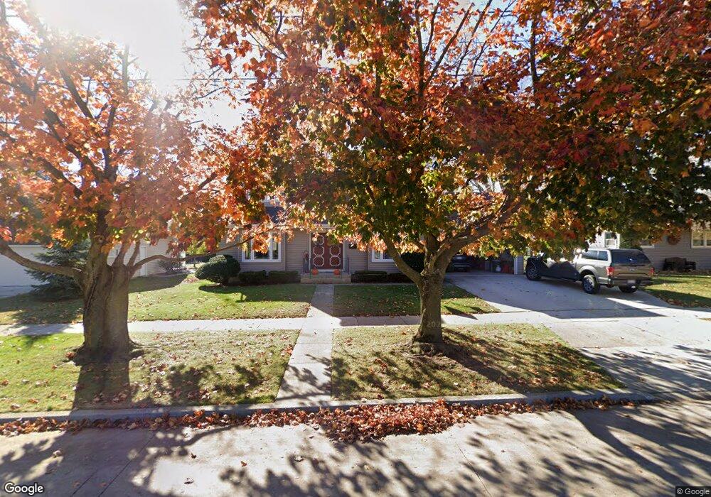 2011 Menasha Ave, Manitowoc, WI 54220 - photo 1