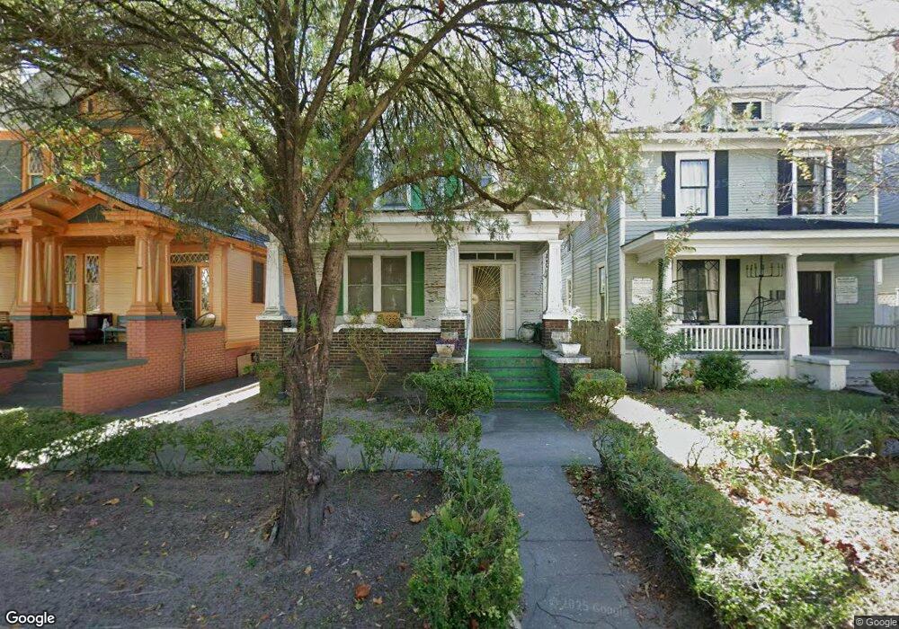 521 E Henry St, Savannah, GA 31401 - photo 1