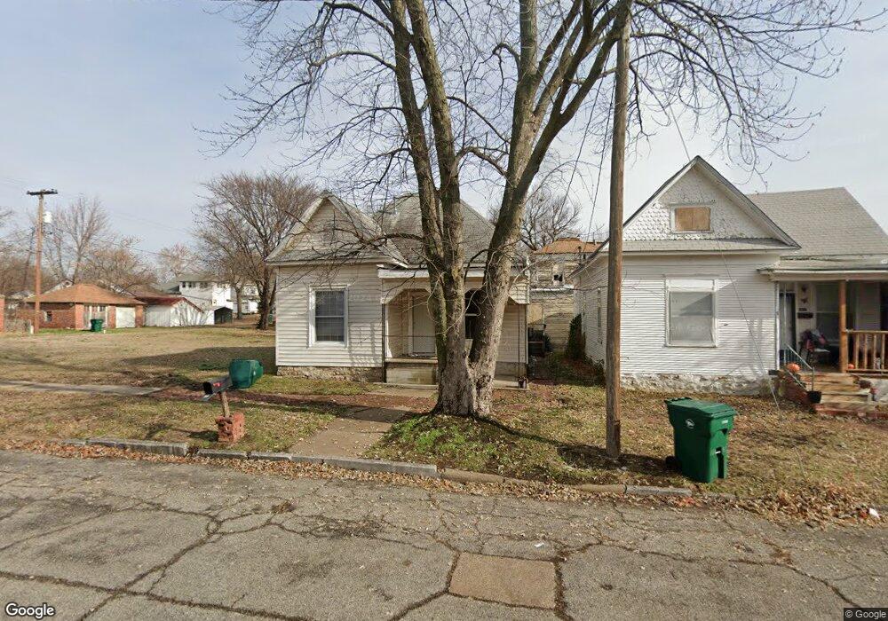 405 N 17th St, Parsons, KS 67357 - photo 1