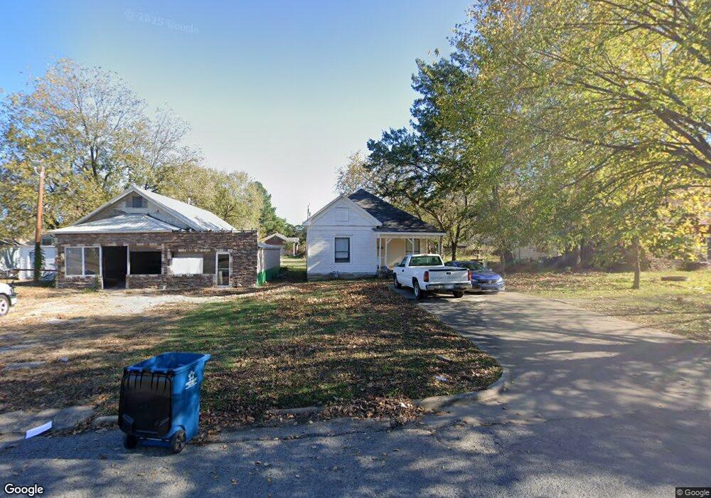 714 S 7th St, McAlester, OK 74501 - photo 1