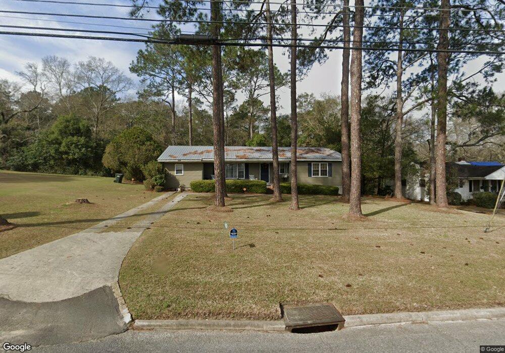 1002 10th St SE, Moultrie, GA 31768 - photo 1