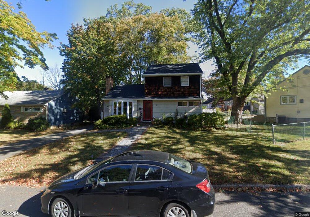 330 Richard Way, North Plainfield, NJ 07062 - photo 1