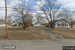 521 S Main St, Caney, KS 67333