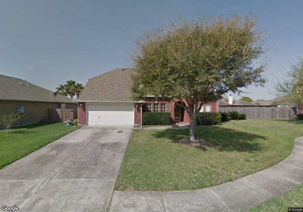 3506 Yellowstone Cir, Pearland, TX 77584 - photo 1
