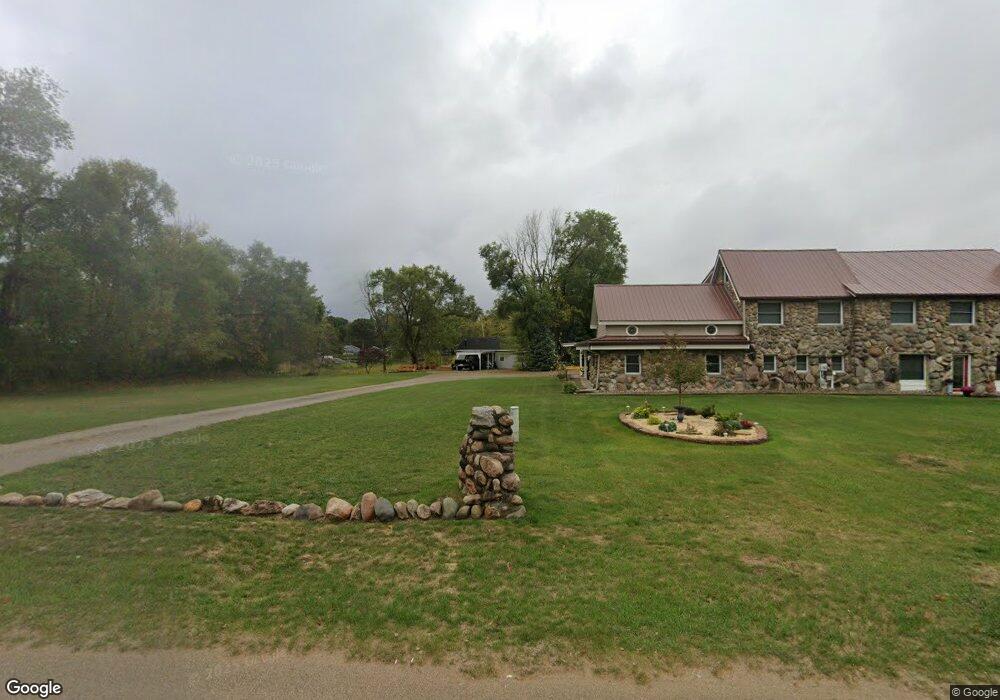 4023 Cobblestone Ct, Beaverton, MI 48612 - photo 1