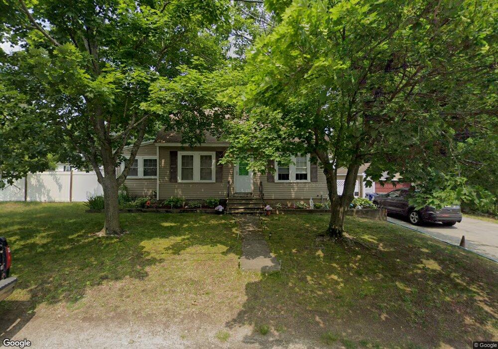 51 Florence St, Dracut, MA 01826 - photo 1