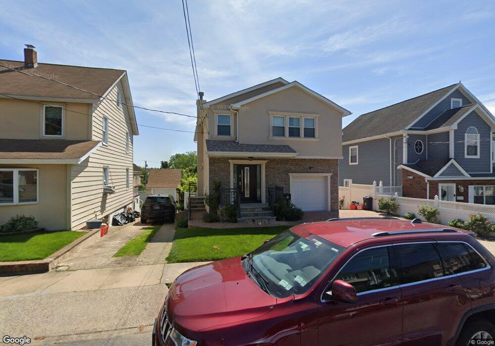 40 Harrison Ave, Franklin Square, NY 11010 - photo 1