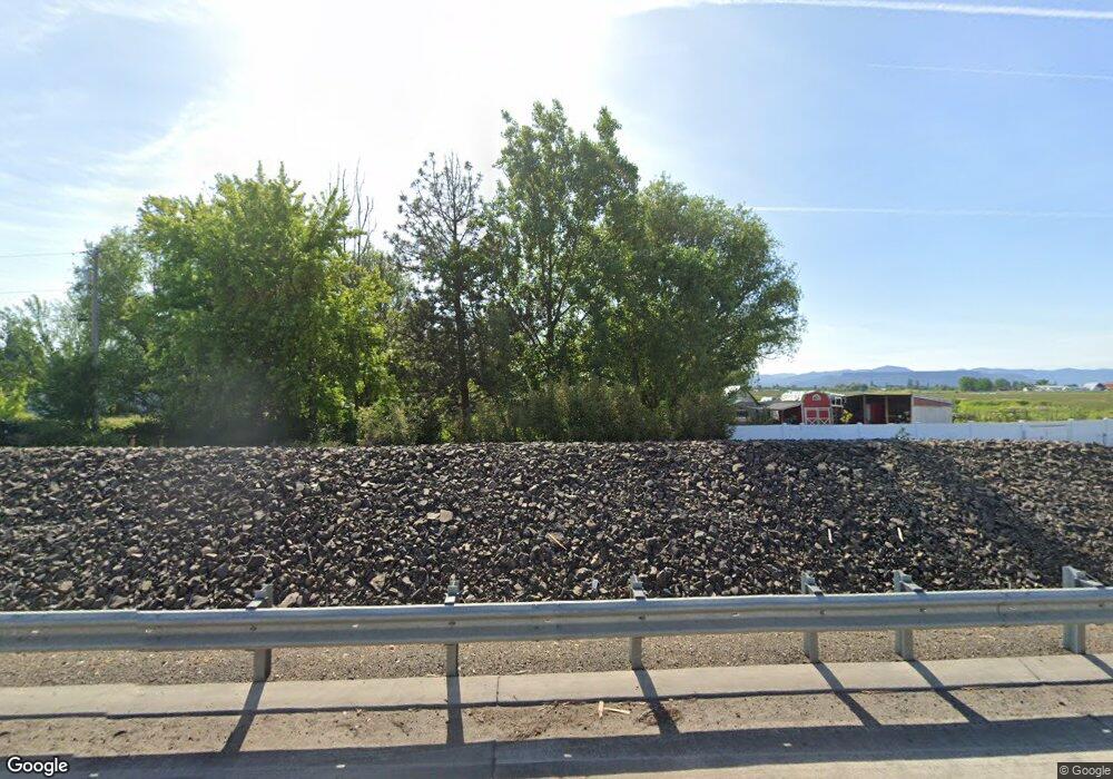 1005 Justice Rd, Central Point, OR 97502 - photo 1