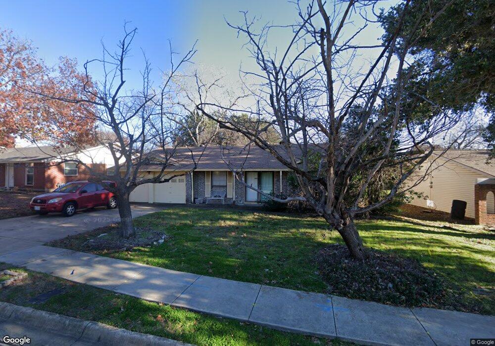 912 Gettysburg Place, Bedford, TX 76022 - photo 1