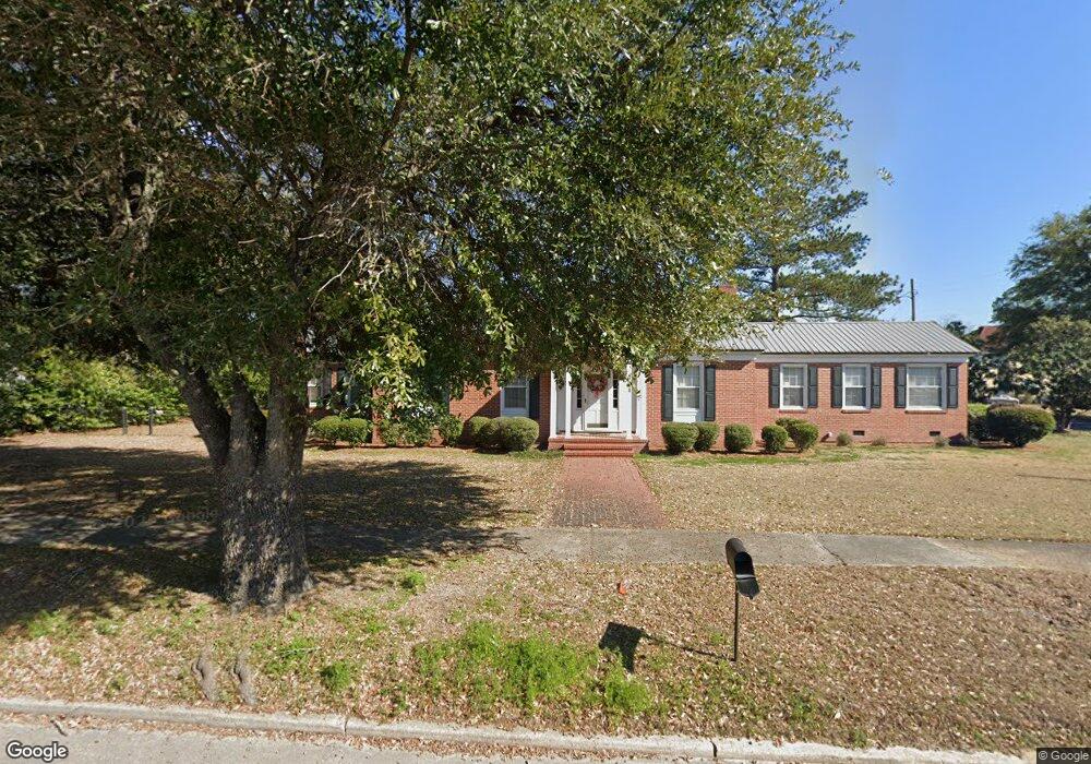 47 S Third Ave, Mc Rae, GA 31055 - photo 1